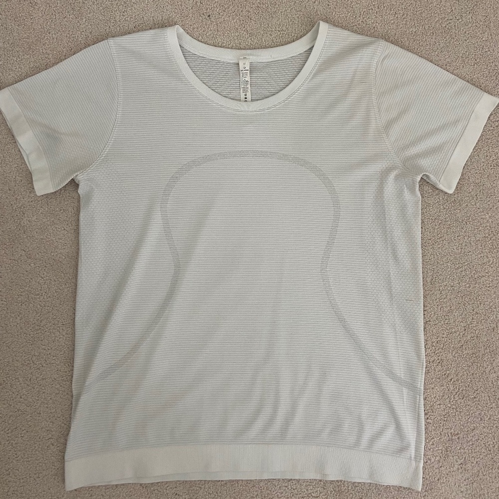 Lululemon White Swiftly Tech Short Sleeve 2.0